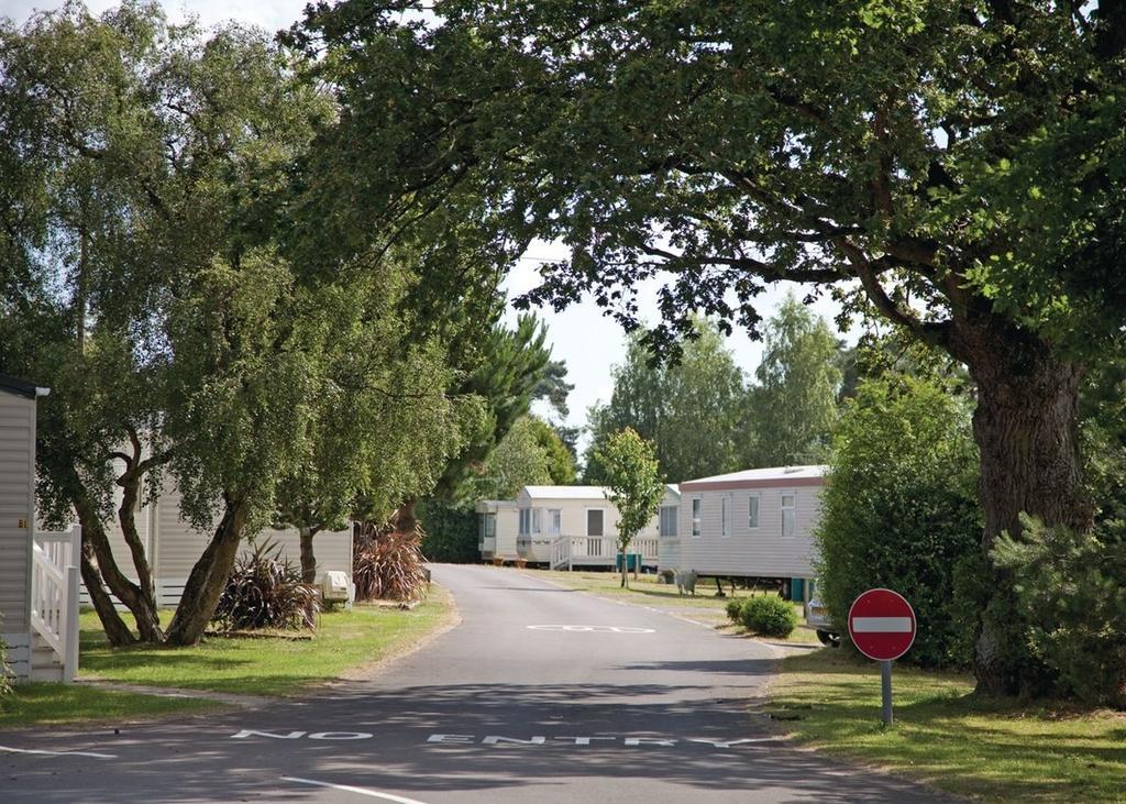 Oakdene Forest Ferndown Bagian luar foto